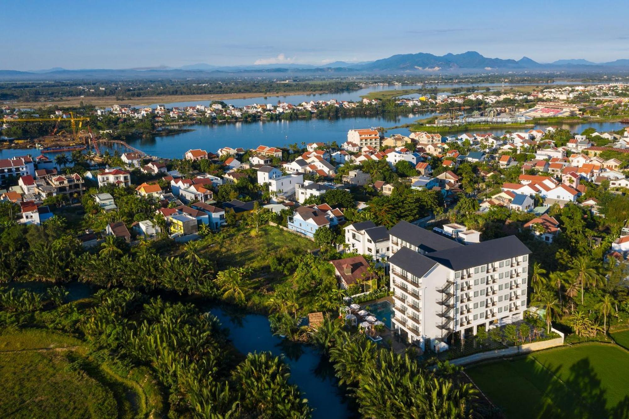 Shining Riverside Hoi An Boutique & Spa Exteriör bild